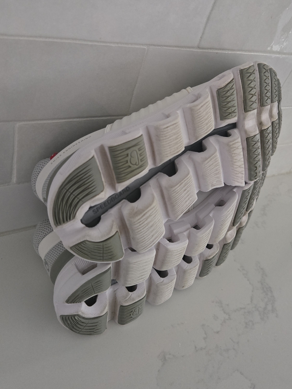 On Cloudswift Women's Glacier Gray White Athletic Running Shoes Sneakers 8.5 - Picture 7 of 9